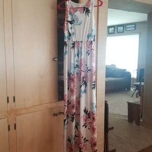 Maxi floral dress...brand new never worn